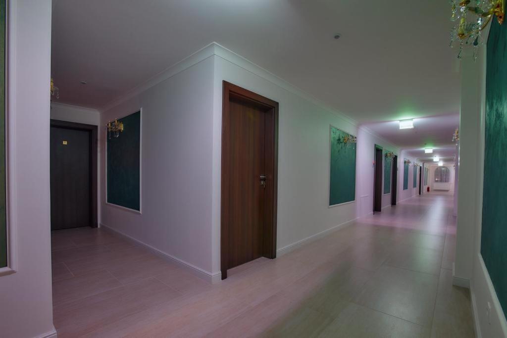 Hotel Imperium Botiz Екстер'єр фото